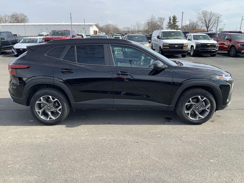 used 2025 Chevrolet Trax car, priced at $22,000