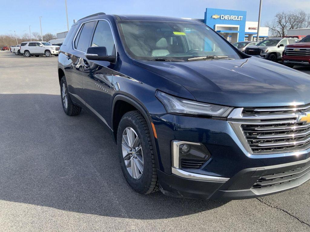 used 2023 Chevrolet Traverse car, priced at $31,000