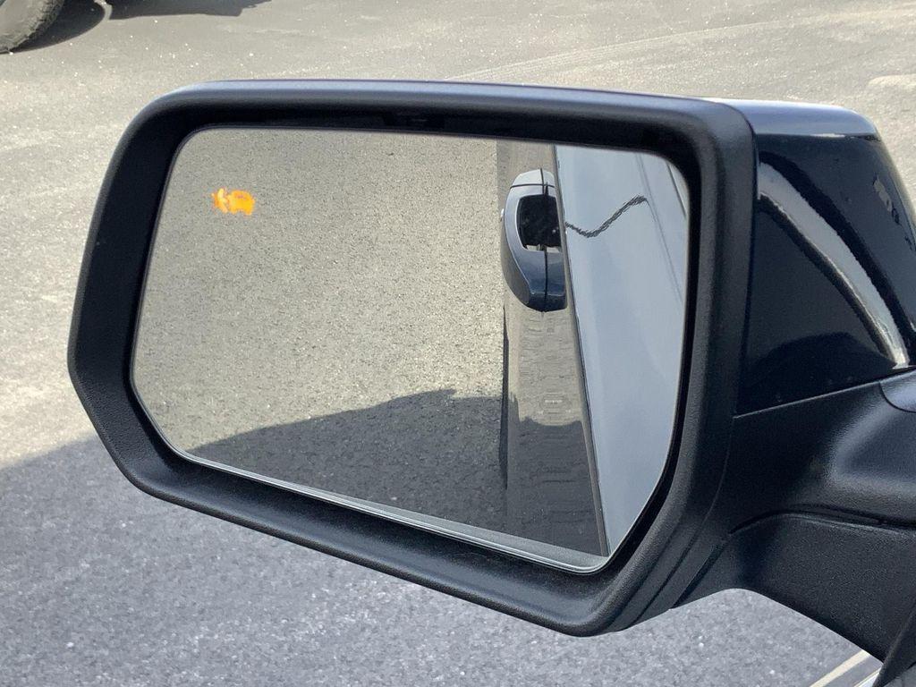 used 2023 Chevrolet Traverse car, priced at $31,000