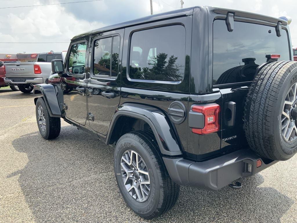 new 2025 Jeep Wrangler car, priced at $48,977