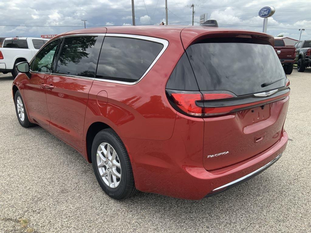 new 2026 Chrysler Pacifica car, priced at $41,489
