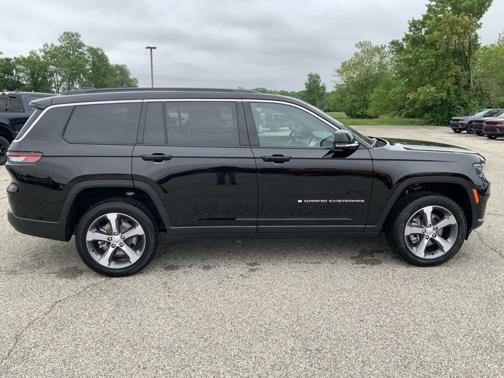 new 2025 Jeep Grand Cherokee L car, priced at $43,978