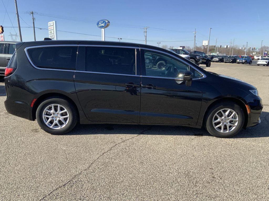 used 2023 Chrysler Pacifica car, priced at $24,800