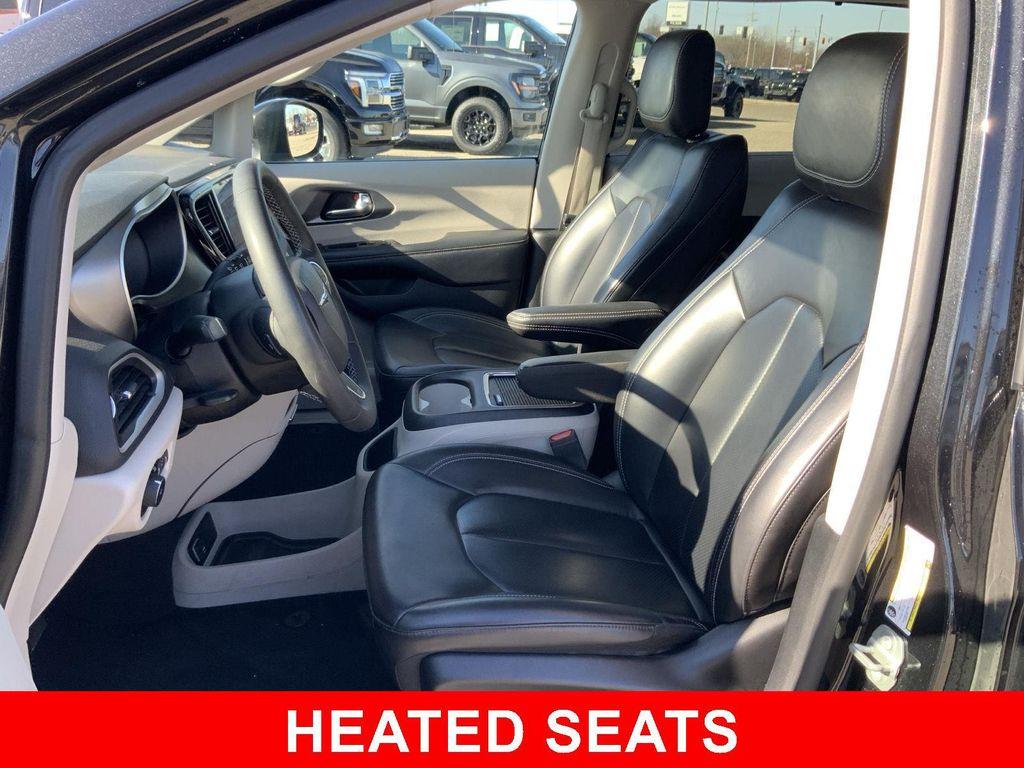 used 2023 Chrysler Pacifica car, priced at $24,800