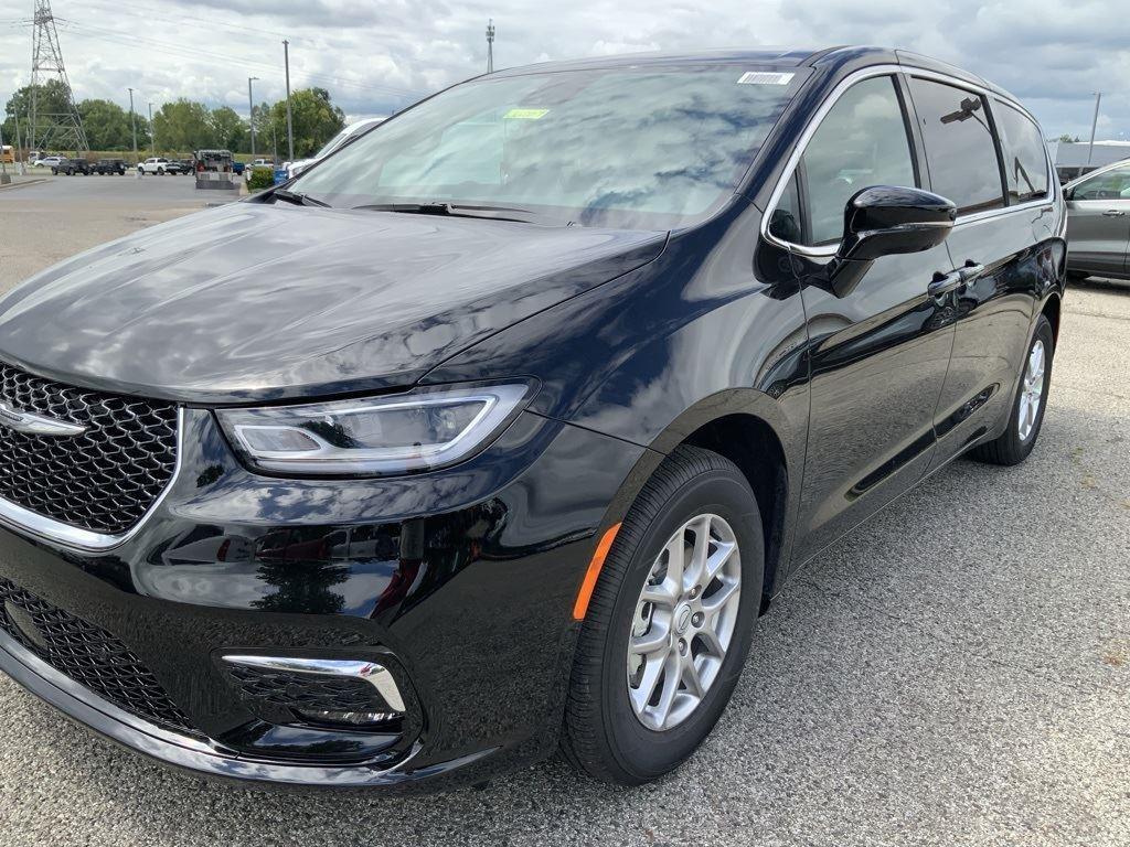 new 2026 Chrysler Pacifica car, priced at $41,243
