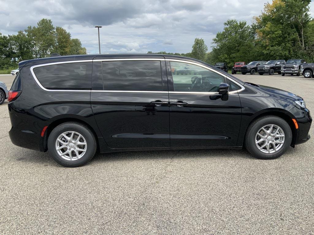 new 2026 Chrysler Pacifica car, priced at $41,243