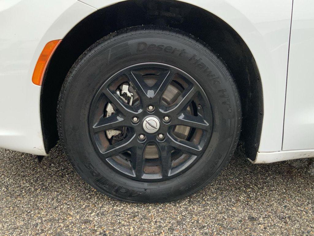 used 2022 Chrysler Pacifica car, priced at $21,000