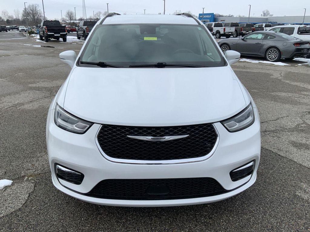 used 2022 Chrysler Pacifica car, priced at $21,000