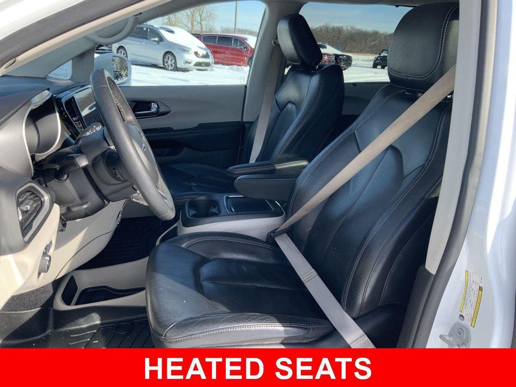 used 2022 Chrysler Pacifica car, priced at $21,000