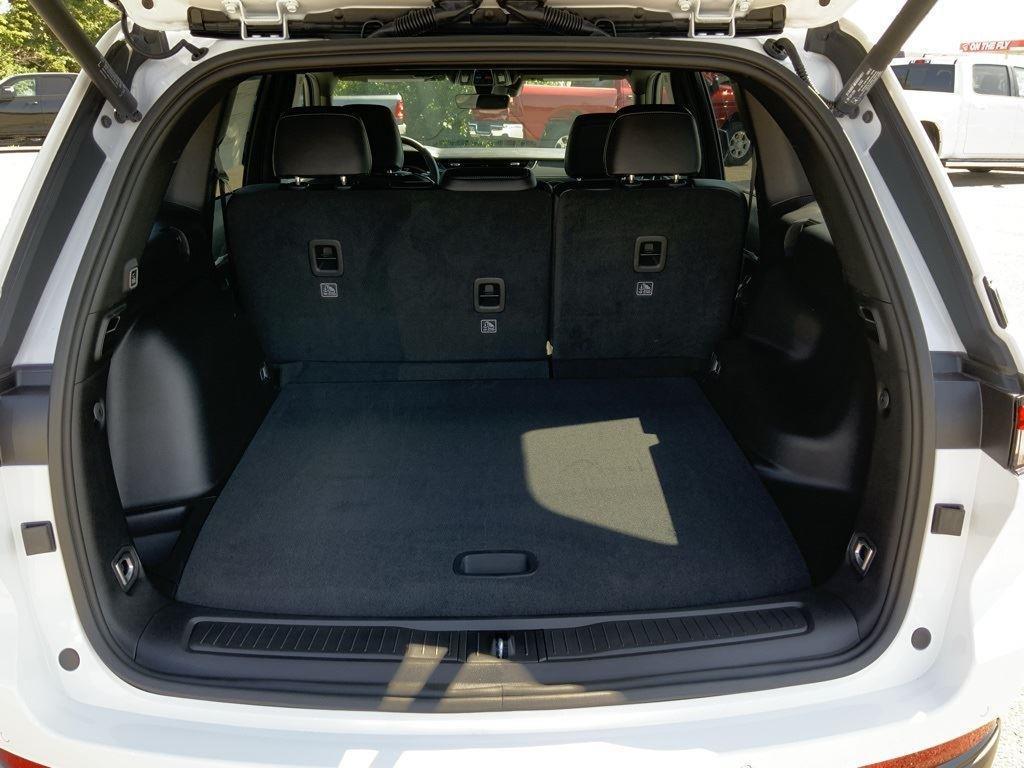 new 2025 Jeep Grand Cherokee car, priced at $47,669