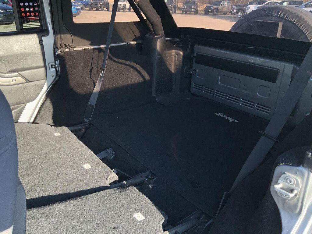 used 2014 Jeep Wrangler Unlimited car, priced at $17,000