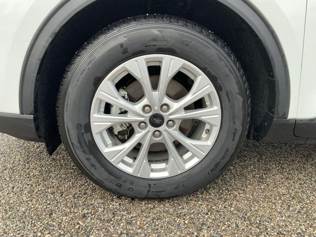 used 2024 Ford Escape car, priced at $20,800