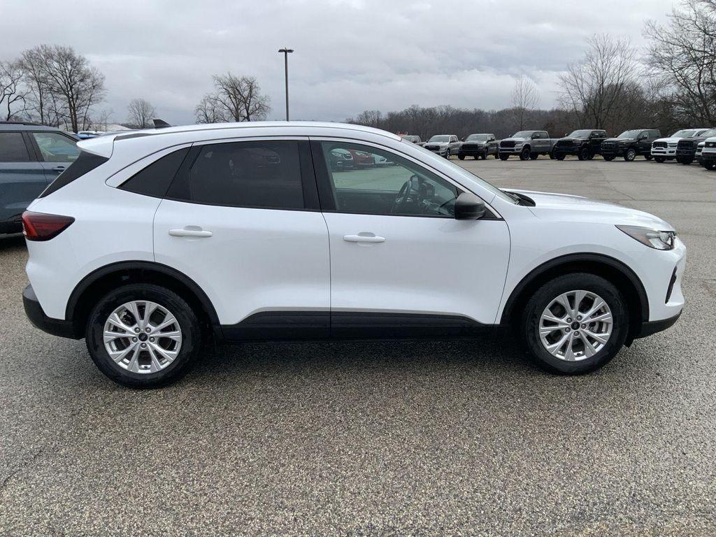 used 2024 Ford Escape car, priced at $20,800