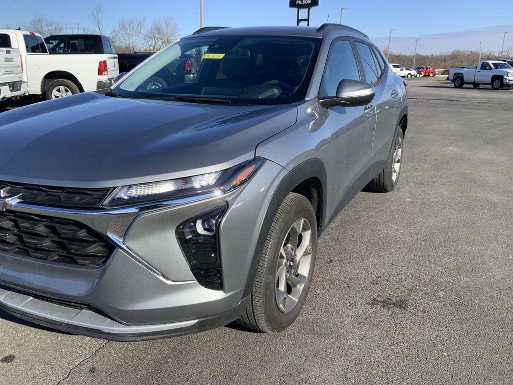 used 2025 Chevrolet Trax car, priced at $21,000