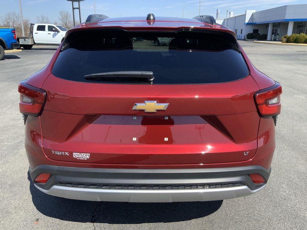 used 2025 Chevrolet Trax car, priced at $22,200