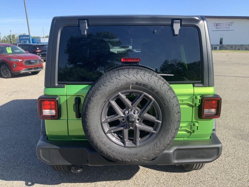new 2025 Jeep Wrangler car, priced at $43,942