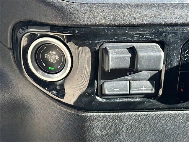 used 2025 GMC Sierra 1500 car, priced at $42,500