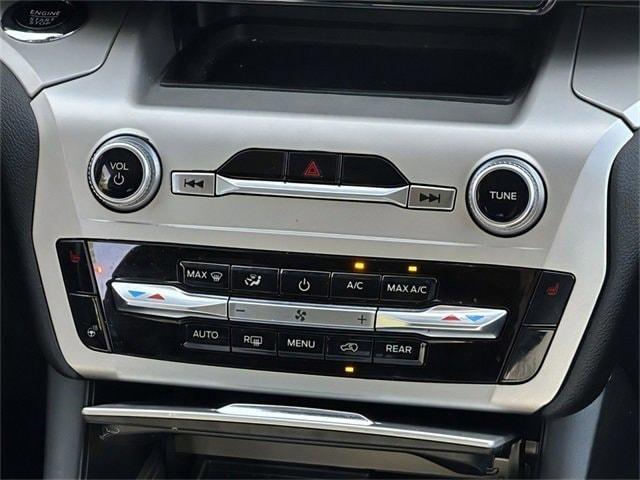 used 2022 Ford Explorer car, priced at $26,900