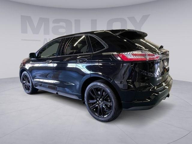 used 2024 Ford Edge car, priced at $25,900