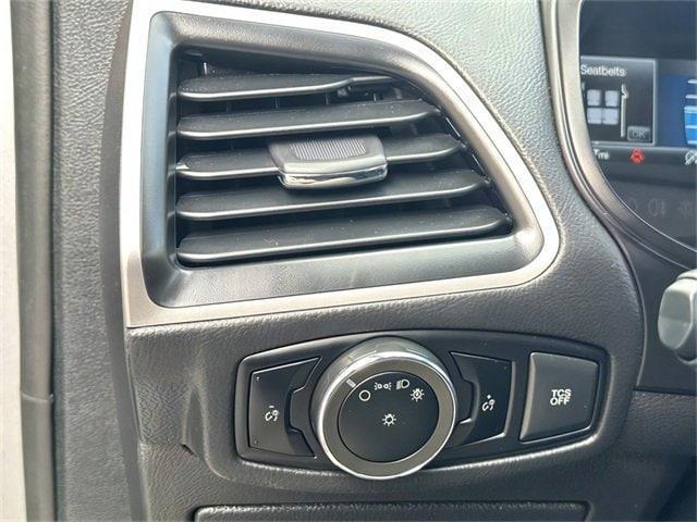 used 2024 Ford Edge car, priced at $20,900