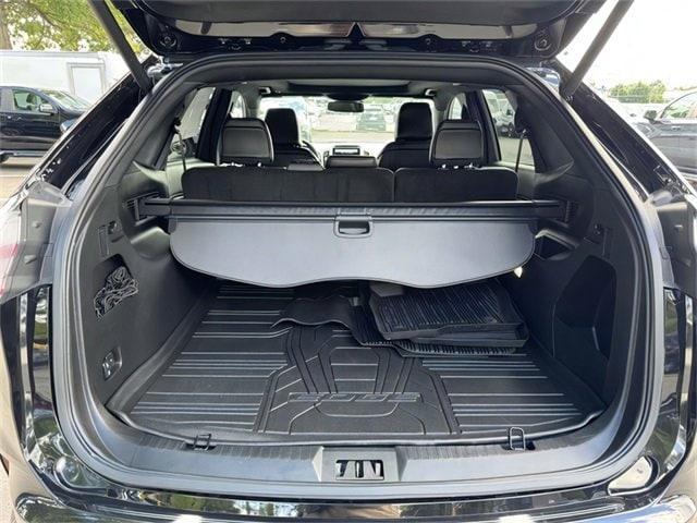 used 2024 Ford Edge car, priced at $27,500
