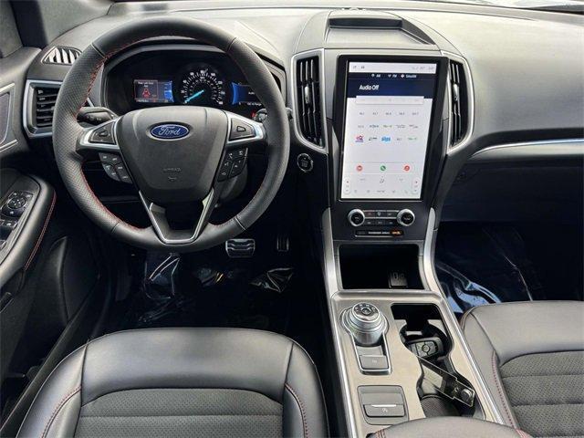 used 2024 Ford Edge car, priced at $28,900
