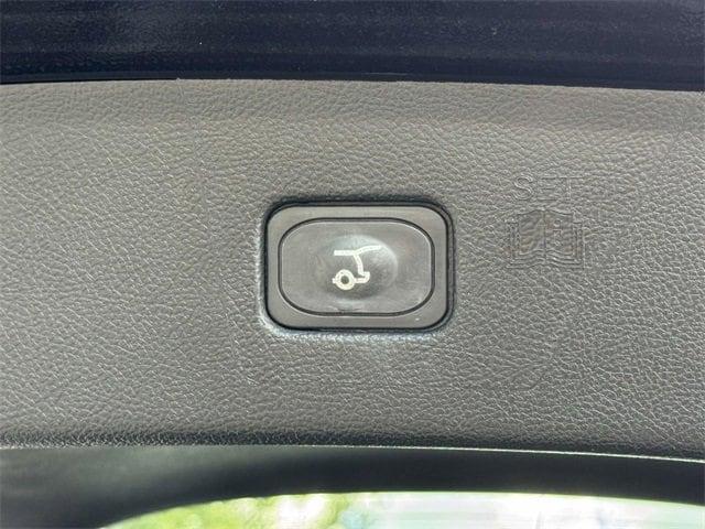 used 2024 Ford Edge car, priced at $28,900