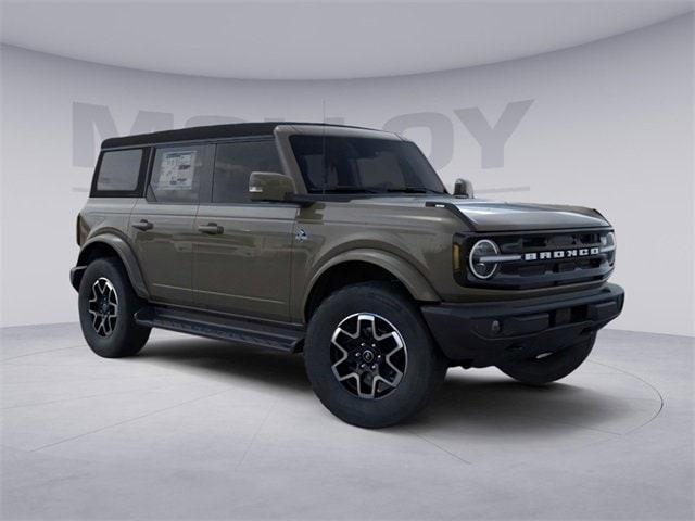 new 2025 Ford Bronco car, priced at $45,800