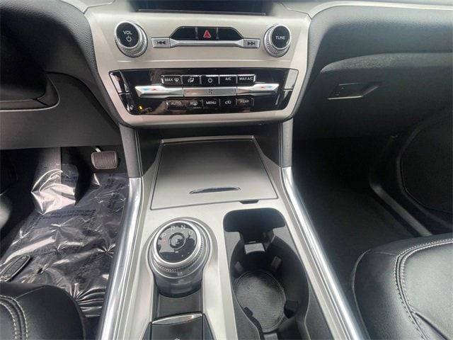 used 2022 Ford Explorer car, priced at $28,900