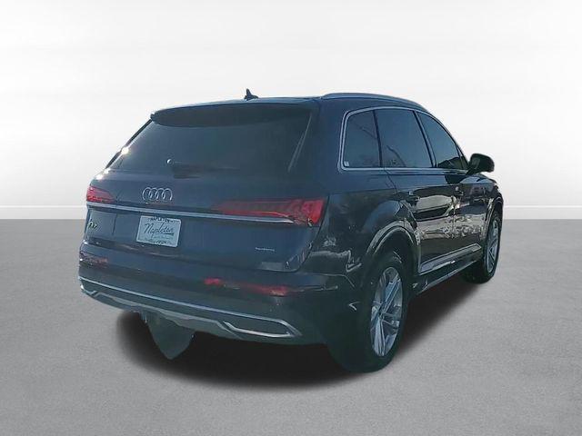 used 2023 Audi Q7 car, priced at $28,000