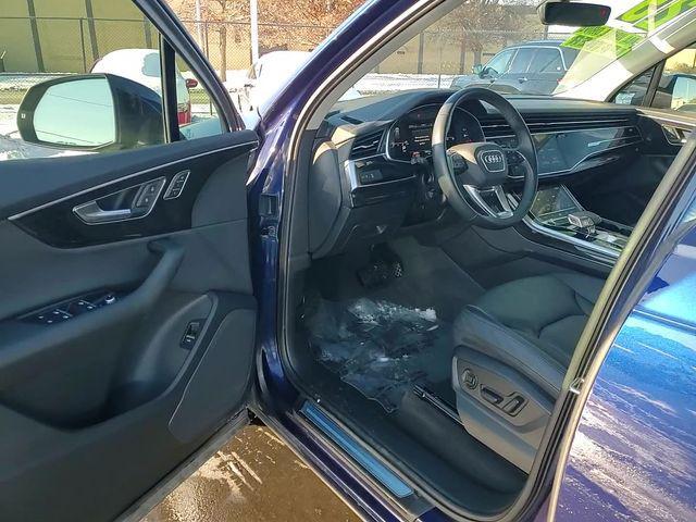 used 2023 Audi Q7 car, priced at $28,000
