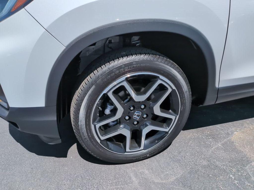 used 2023 Honda Passport car, priced at $37,500