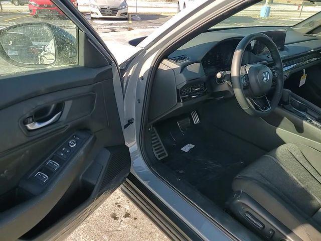 new 2025 Honda Accord Hybrid car, priced at $34,132