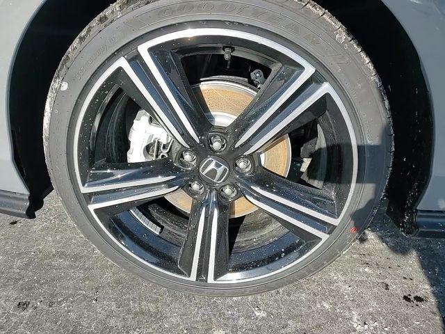 new 2025 Honda Accord Hybrid car, priced at $34,132