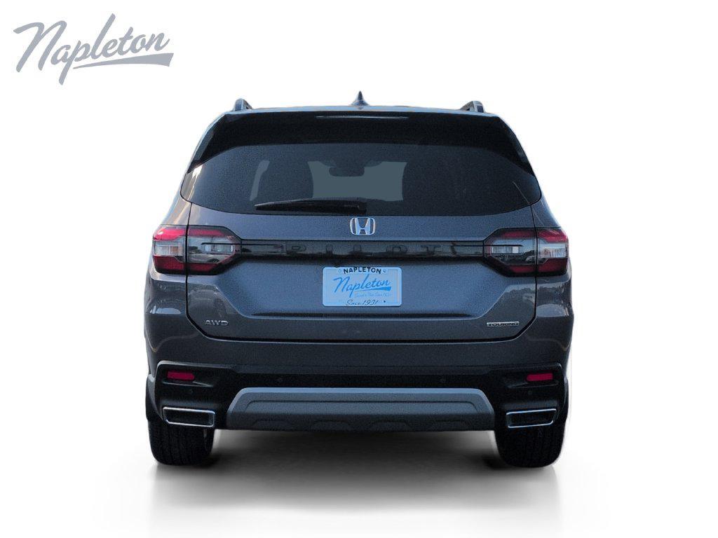 used 2025 Honda Pilot car, priced at $41,412