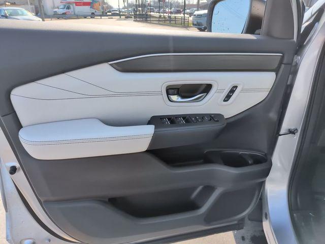 new 2026 Honda Pilot car, priced at $50,781