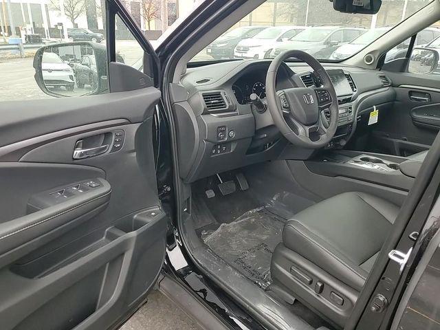 new 2025 Honda Ridgeline car, priced at $45,429