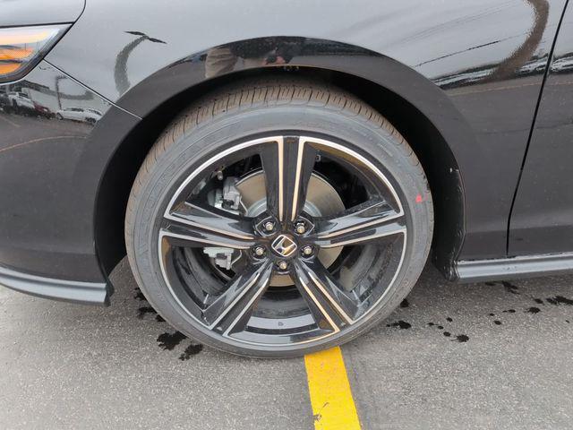 new 2026 Honda Accord Hybrid car, priced at $33,402