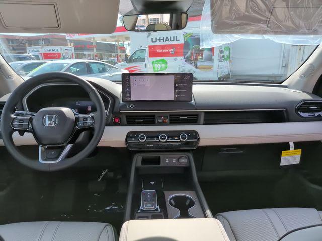 new 2026 Honda Pilot car, priced at $52,457