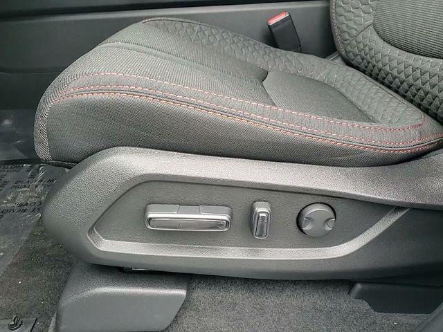 new 2026 Honda Pilot car, priced at $46,687