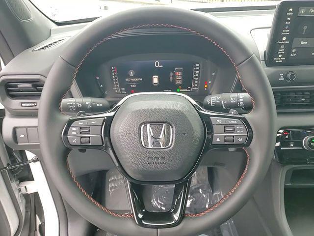 new 2026 Honda Pilot car, priced at $46,687