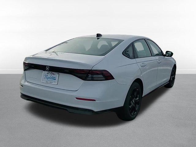 new 2025 Honda Accord car, priced at $31,182