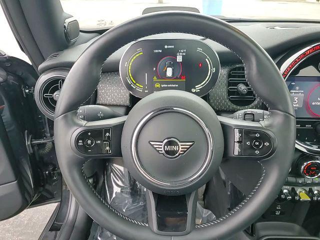 used 2022 MINI Hardtop car, priced at $17,100