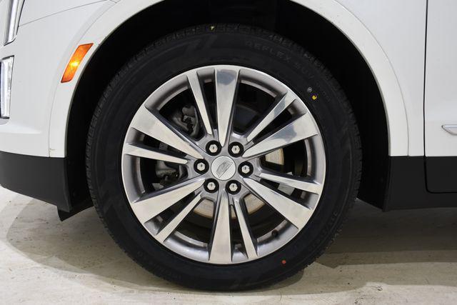 used 2024 Cadillac XT5 car, priced at $33,000