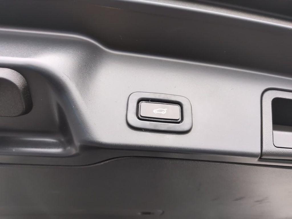 used 2020 Land Rover Range Rover Evoque car, priced at $20,412