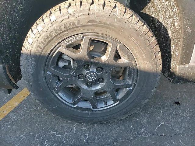 new 2025 Honda Pilot car, priced at $47,833