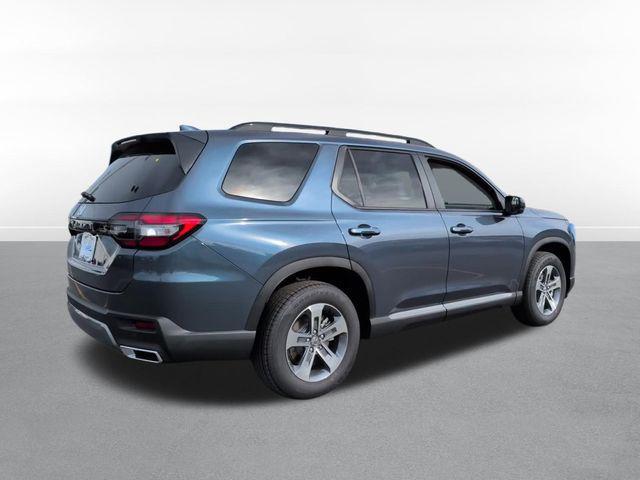 new 2026 Honda Pilot car, priced at $46,201