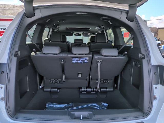 new 2026 Honda Odyssey car, priced at $43,522