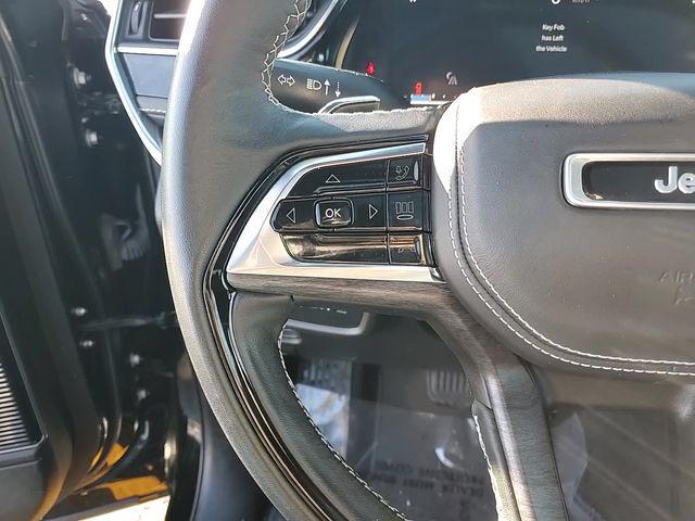 used 2022 Jeep Grand Cherokee car, priced at $33,400