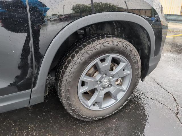 used 2025 Honda Passport car, priced at $38,475